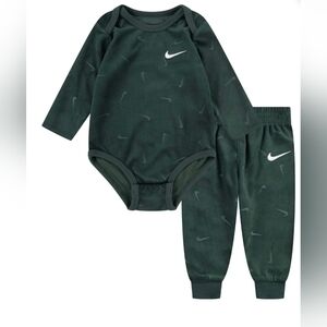 Baby Nike Velour Long Sleeve 9M Bodysuit Sweatpants 2-Piece Set Forest Green